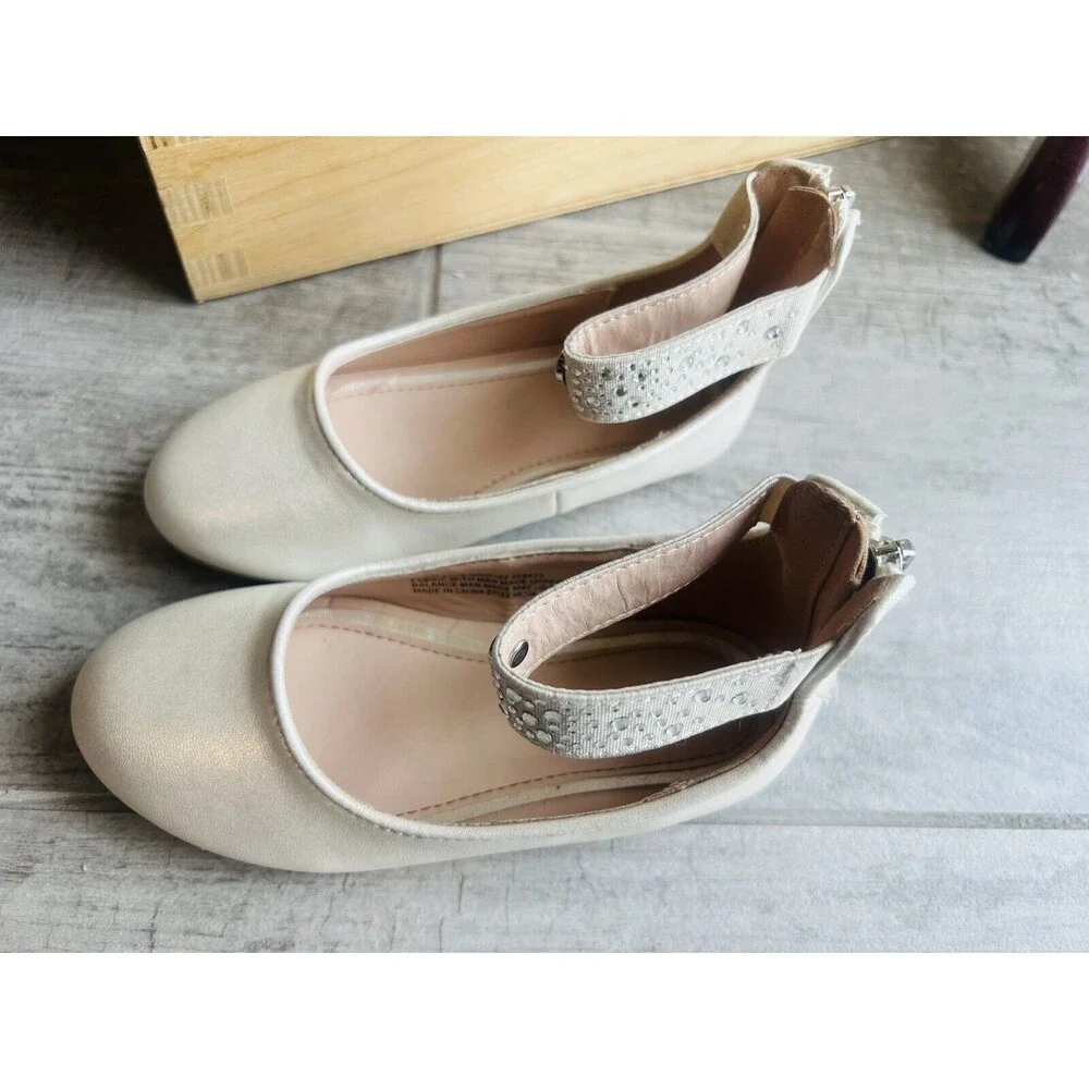 NINE WEST Toddler Girls LIL ELLE Ballet Flat White Metallic Peal Rhinestone 9